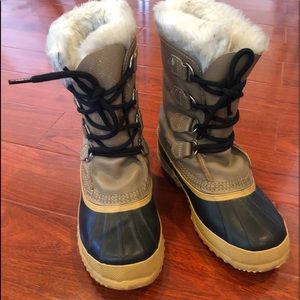 SOREL BROWN SNOW BOOTS SIZE 6